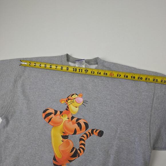 Pooh 100 Acre Collection Sweatshirt Mens Large Tigger Disney Crewneck Graphic - Picture 7 of 10
